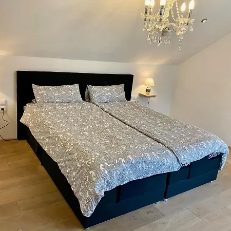 Apartament Luxurioeses Studio Im Zentrum, Balkon, Kamin, Klima *