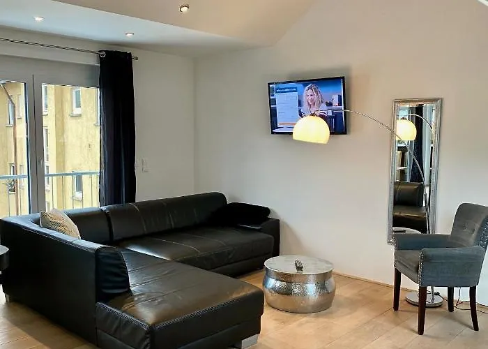 Appartement Luxurioeses Studio Im Zentrum, Balkon, Kamin, Klima